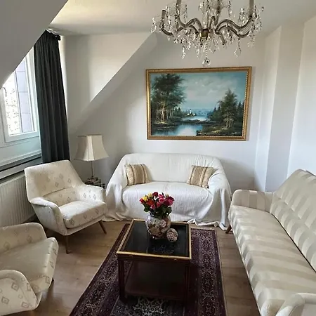 Im Zentrum Von Apartment *